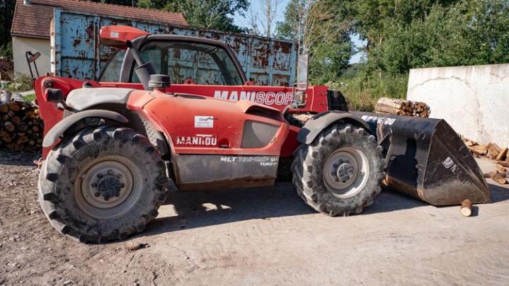 notre matériel dans la transformation de bois de chauffage Héry